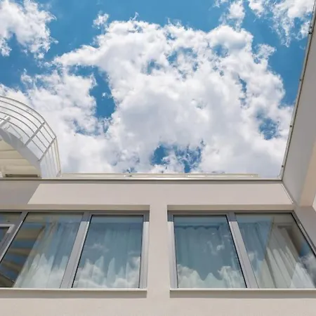 Luxury White Palace With Heated Pool Villa *