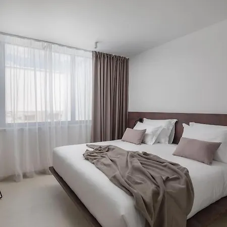 Luxury White Palace With Heated Pool Villa Trogir