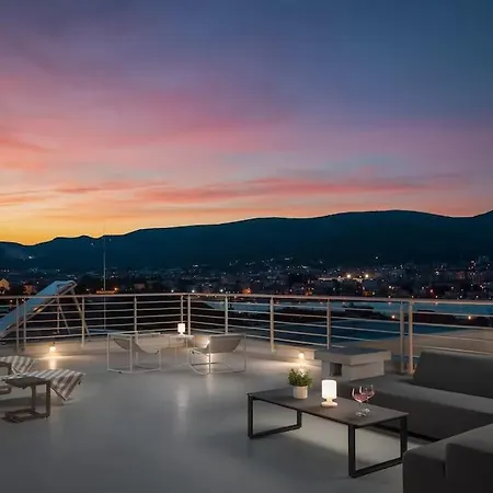 Villa Luxury White Palace With Heated Pool *