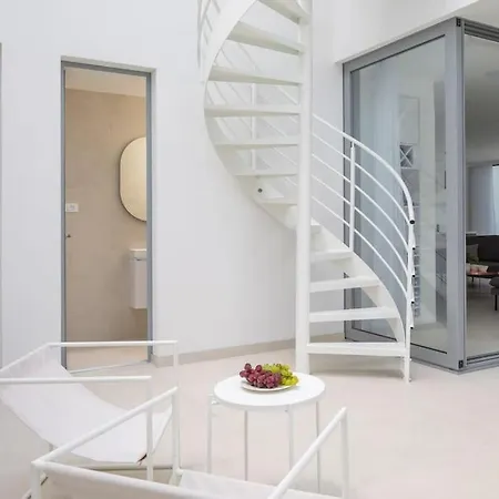 Luxury White Palace With Heated Pool Villa Trogir